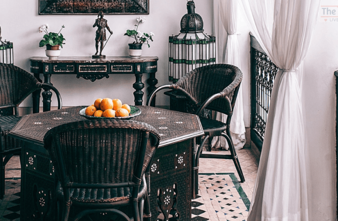 If you're a believer in 'Old is Gold', the Vintage decor style is made for you! Learn how to set up your home by celebrating all things vintage and antique.